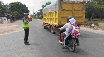 Sat Lantas Polres Batu Bara Siaga di Titik Rawan, Pastikan Kelancaran Lalu Lintas dan Keselamatan Pengguna Jalan