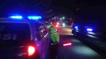 Polres Batu Bara Terangi Malam dengan “Blue Light,” Jaga Keamanan dan Kelancaran Lalu Lintas di Jalinsum