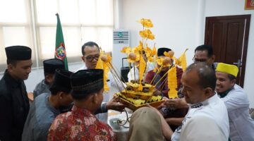 Wali Kota dan Wakil Wali Kota Tanjungbalai Upah-Upah Enam Putra Putri Tanjungbalai Lanjutkan Pendidikan Ke Universitas Al-Azhar Kairo