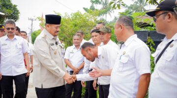 *Bupati Baharuddin Hadirkan Pelayanan Publik Langsung Lewat Program BERLAYAR di Air Putih*