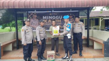 Polres Batu Bara dan Jajaran Polsek Gelar Minggu Kasih, Salurkan Bantuan Sembako kepada Masyarakat