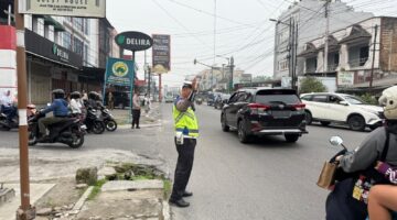 Pagi Hari, Puluhan Personil Sat Lantas Jaga 35 Titik Rawan Lalu Lintas di Pematangsianta