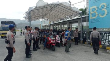 MotoGP Mandalika Usai, Polisi Pantau Arus Penumpang di Pelabuhan Lembar