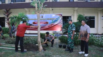 Polda NTB Tanam Pohon Serentak Dukung Asta Cita Presiden