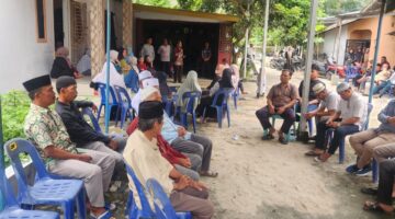 Kapolsek Air Putih Hadiri Prosesi Pemakaman Istri Ketua PAC Muhammadiyah Air Putih